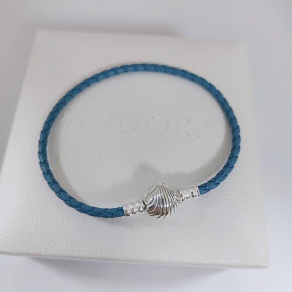Pandora Moments Seashell Clasp Turquoise Braided Leather Bracelet - Picture 3 of 5